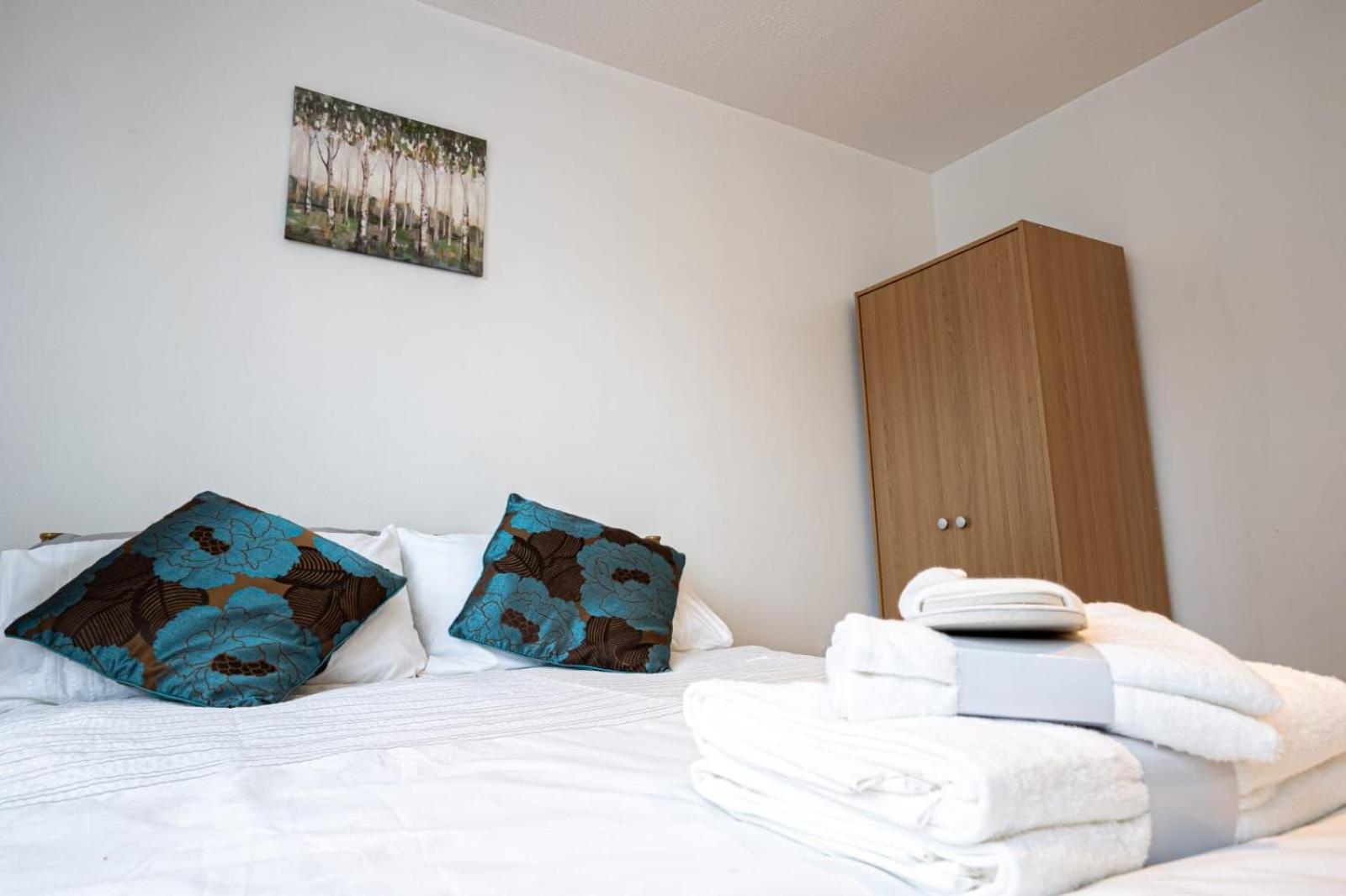 Alloggio in famiglia Docklands Near Excel And Airport 2 Double Ensuites For Up To 4 People